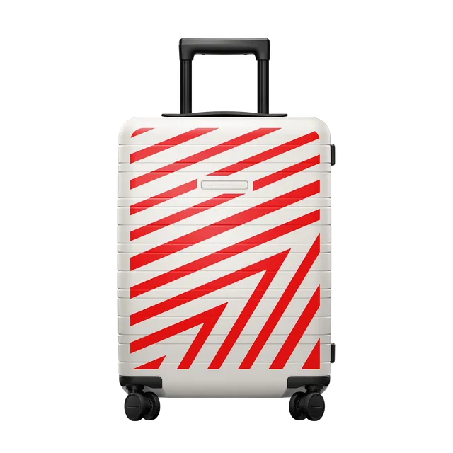 horizn-studios-h5-salone-del-mobile-edition-salone-tre-hard-shell-kabinentrolley image 1