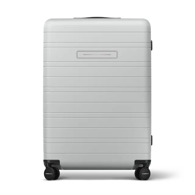 horizn-studios-h7-essential-light-quartz-grey-veganer-hartschalen-koffer-check-i image 1