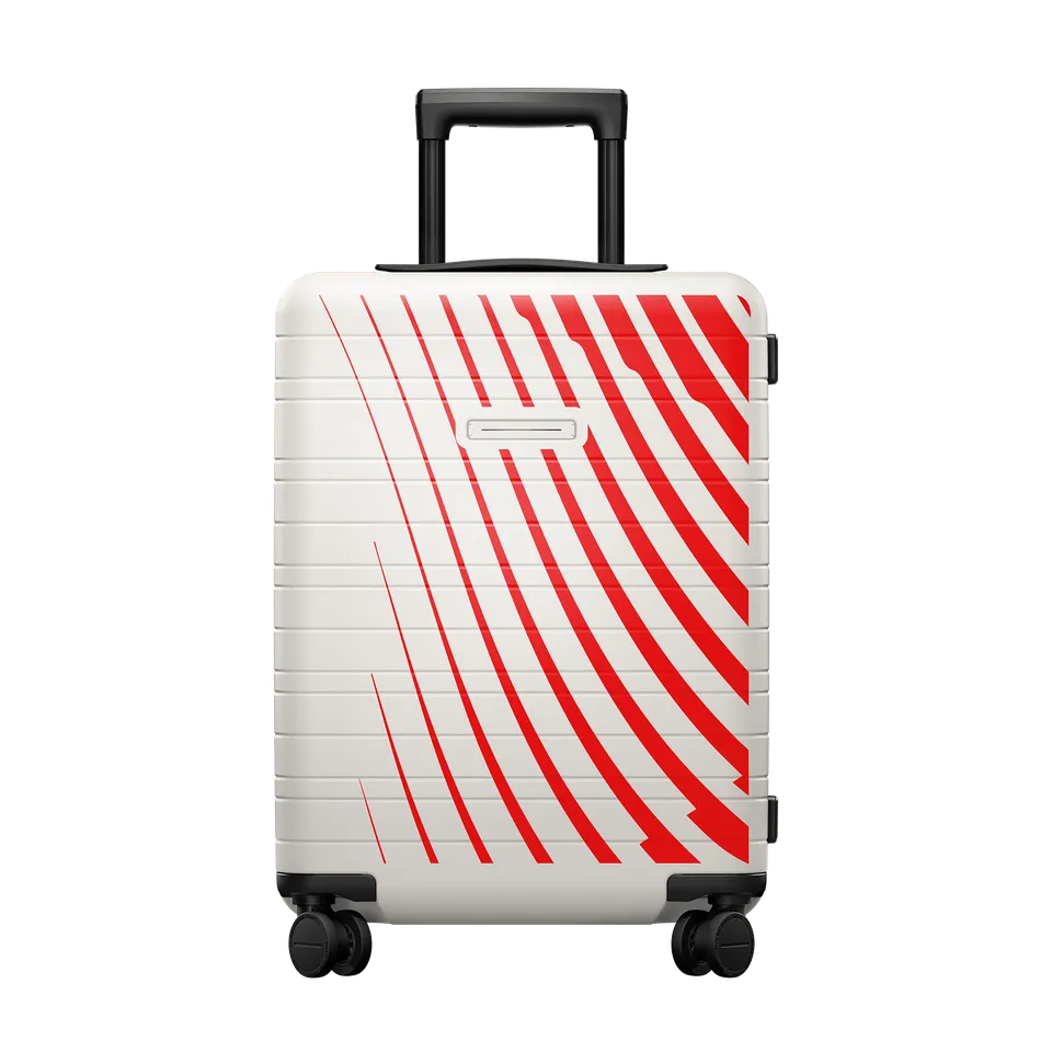 horizn-studios-h5-salone-del-mobile-edition-salone-uno-hard-shell-kabinentrolley image 1