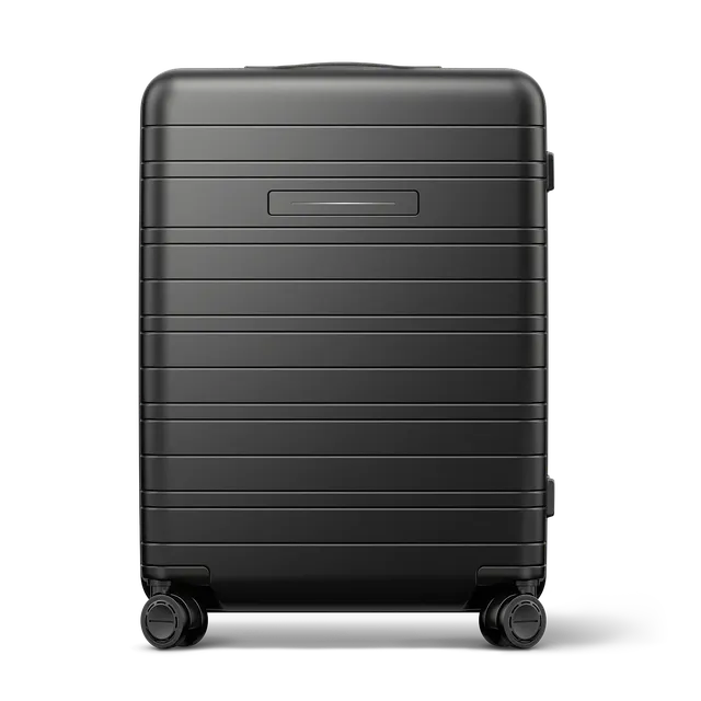 horizn-studios-h6-pro-check-in-m-64-cm-all-black-premium-hard-shell-trolley image 1