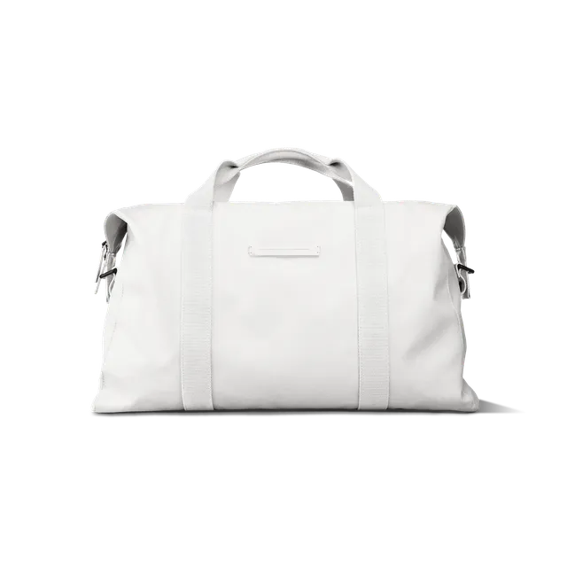 horizn-studios-sofo-weekender-m-all-white-recycled-waxed-canvas-40-liter-reiseta image 1
