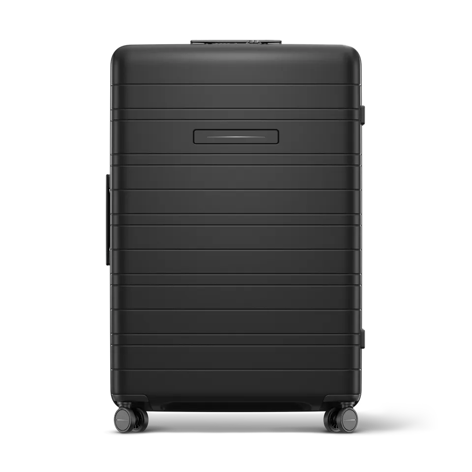 horizn-studios-h7-air-all-black-premium-hard-shell-check-in-trolley-77-cm-leicht image 1
