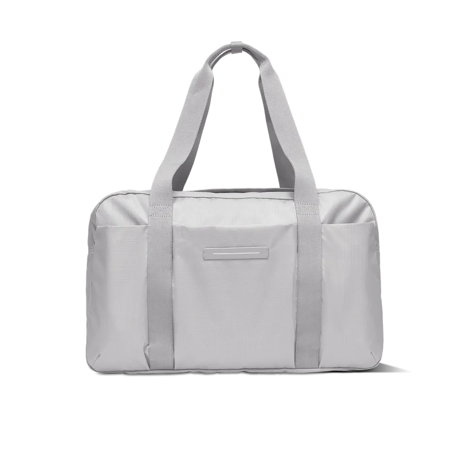 horizn-studios-shibuya-weekender-m-reisetasche-light-quartz-grey-recyceltes-rpet image 1