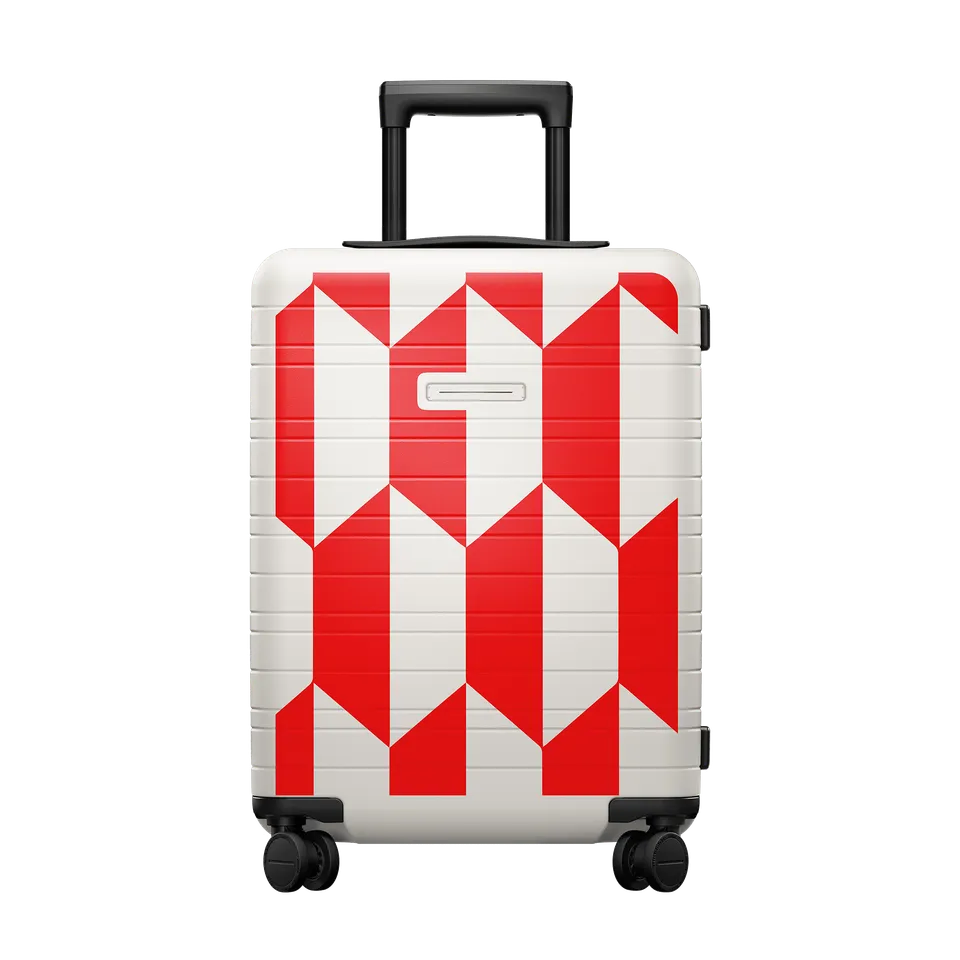 horizn-studios-h5-salone-del-mobile-edition-salone-due-hard-shell-koffer-kabinen image 1