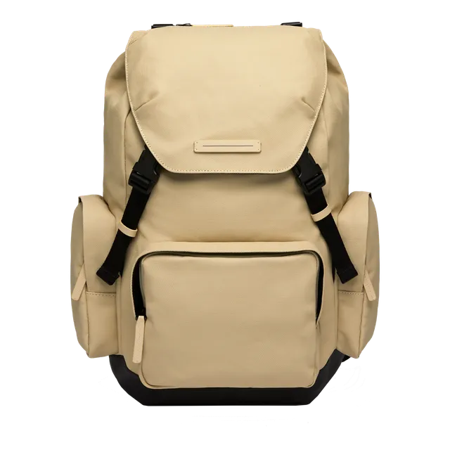 horizn-studios-sofo-backpack-commute-in-sand-rucksack-aus-recyceltem-gewachstem- image 1