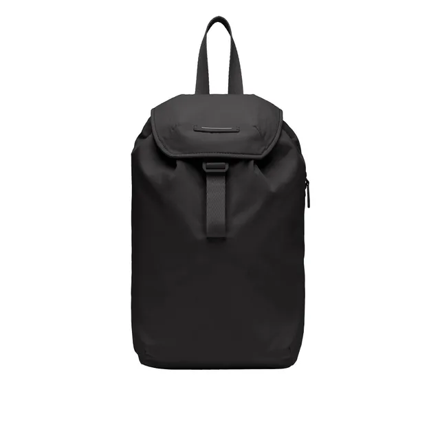 horizn-studios-chiado-backpack-all-black-rucksack-aus-recyceltem-nylon image 1