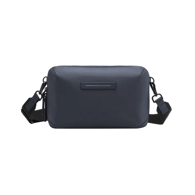 horizn-studios-gion-shoulder-bag-night-blue-crossbody-tasche-aus-recyceltem-nylo image 1