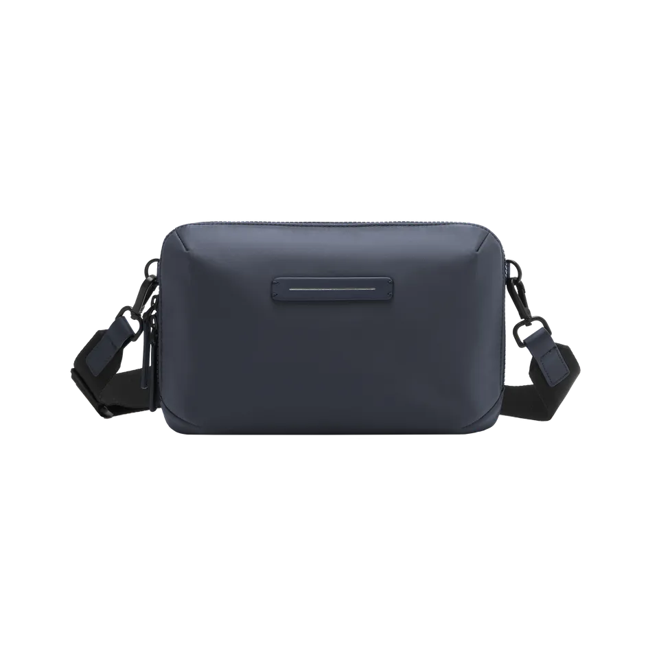 horizn-studios-gion-shoulder-bag-night-blue-crossbody-tasche-aus-recyceltem-nylo image 1