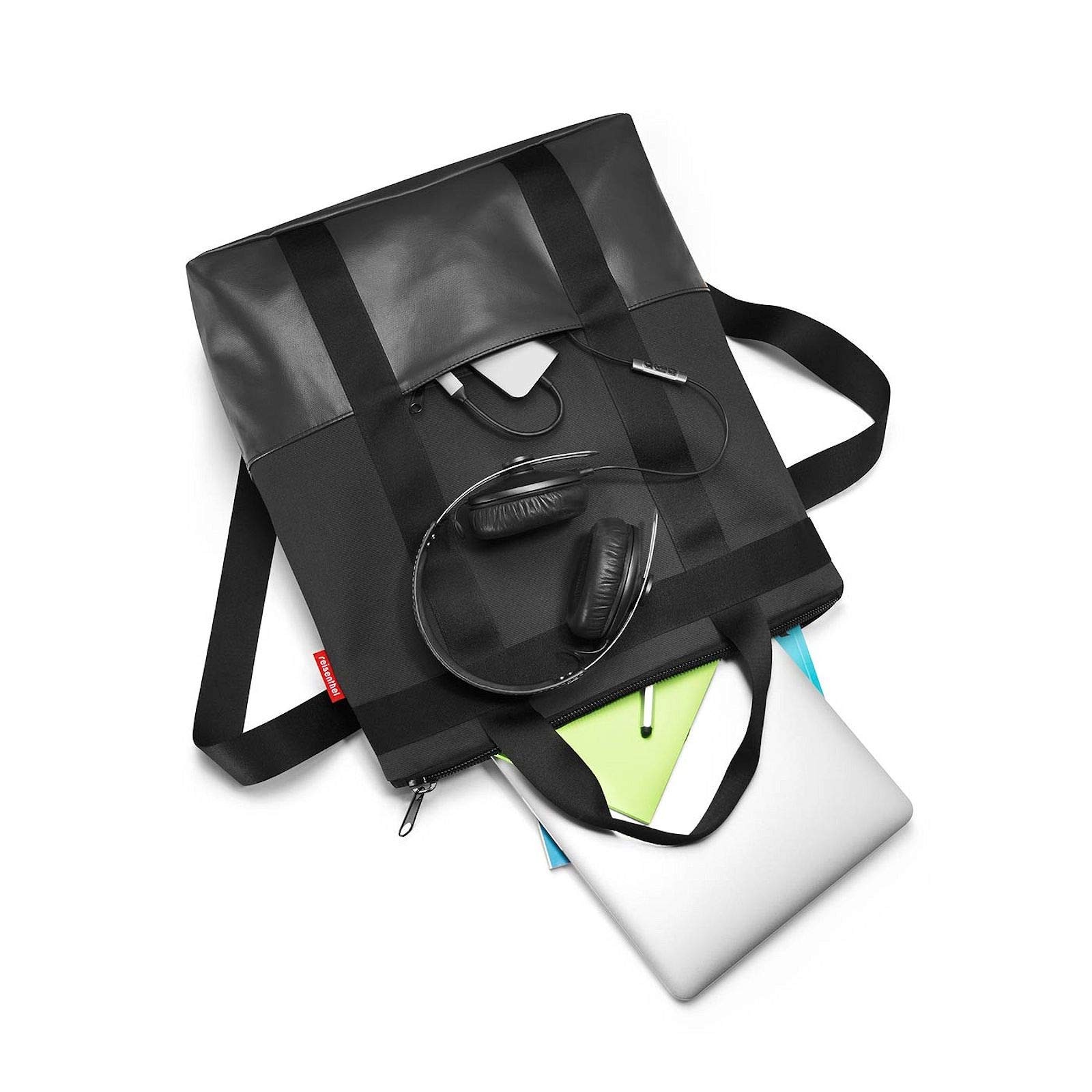 reisenthel-daypack-canvas-black-18-l-rucksack-tragetasche-mit-15-laptopfach image 2