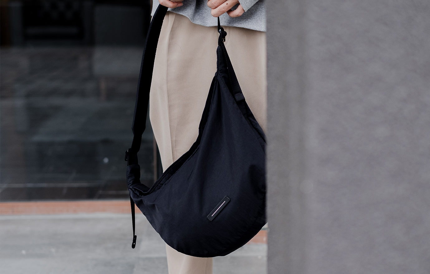 horizn-studios-chiado-crossbody-tasche-sand-rose-recyceltes-nylon image 8