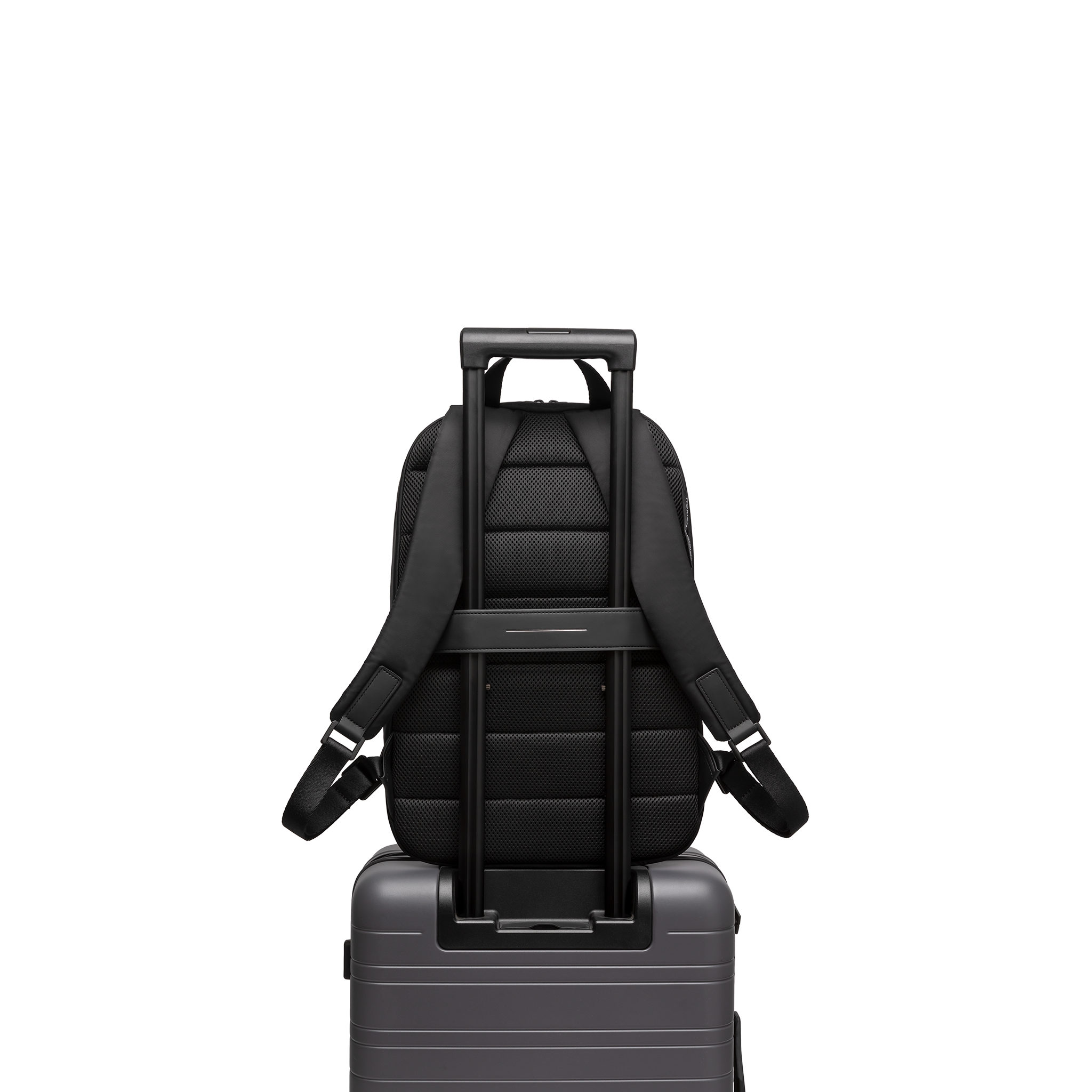 horizn-studios-gion-backpack-light-m-rucksack-in-all-black-aus-recyceltem-nylon image 6