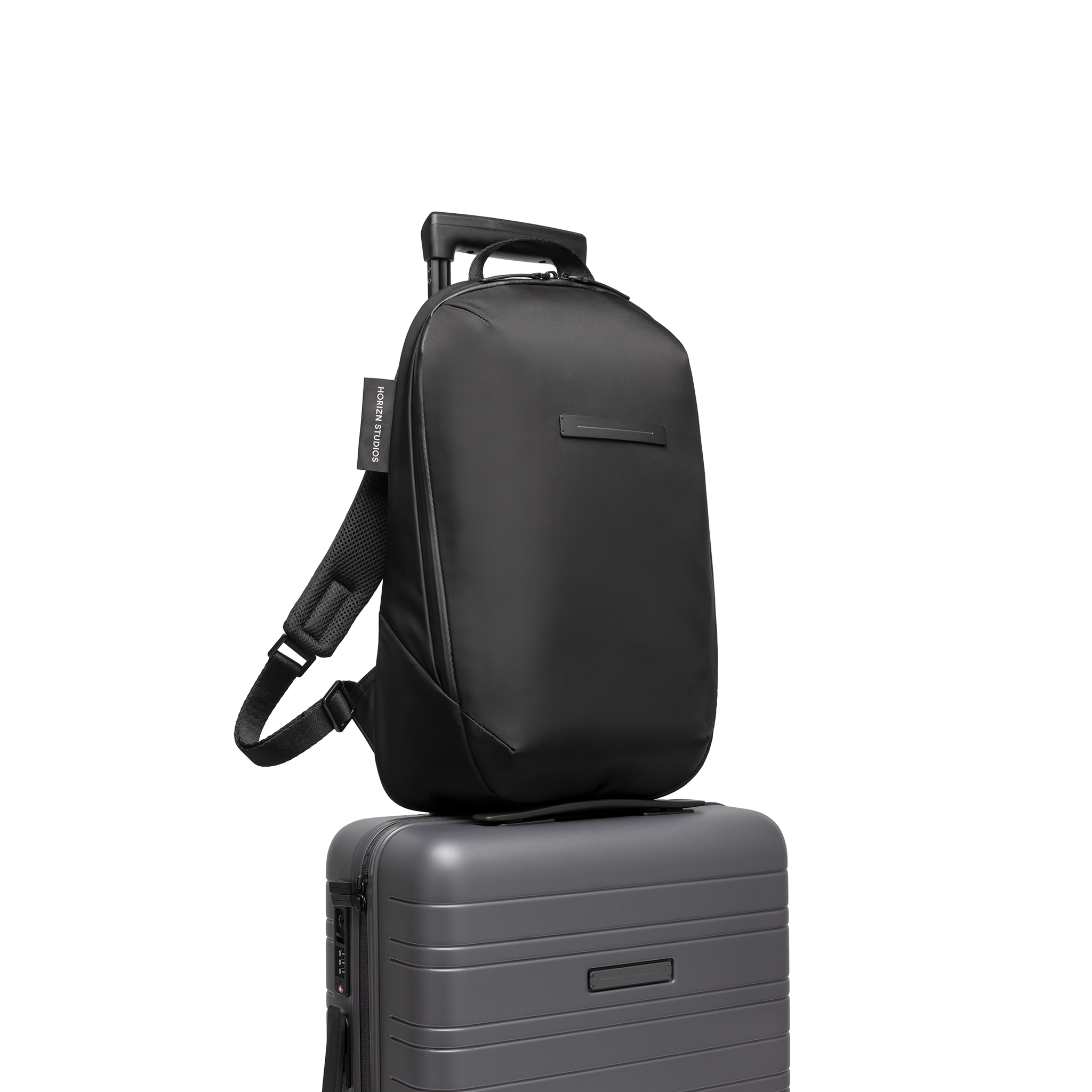 horizn-studios-gion-backpack-light-m-rucksack-in-all-black-aus-recyceltem-nylon image 5
