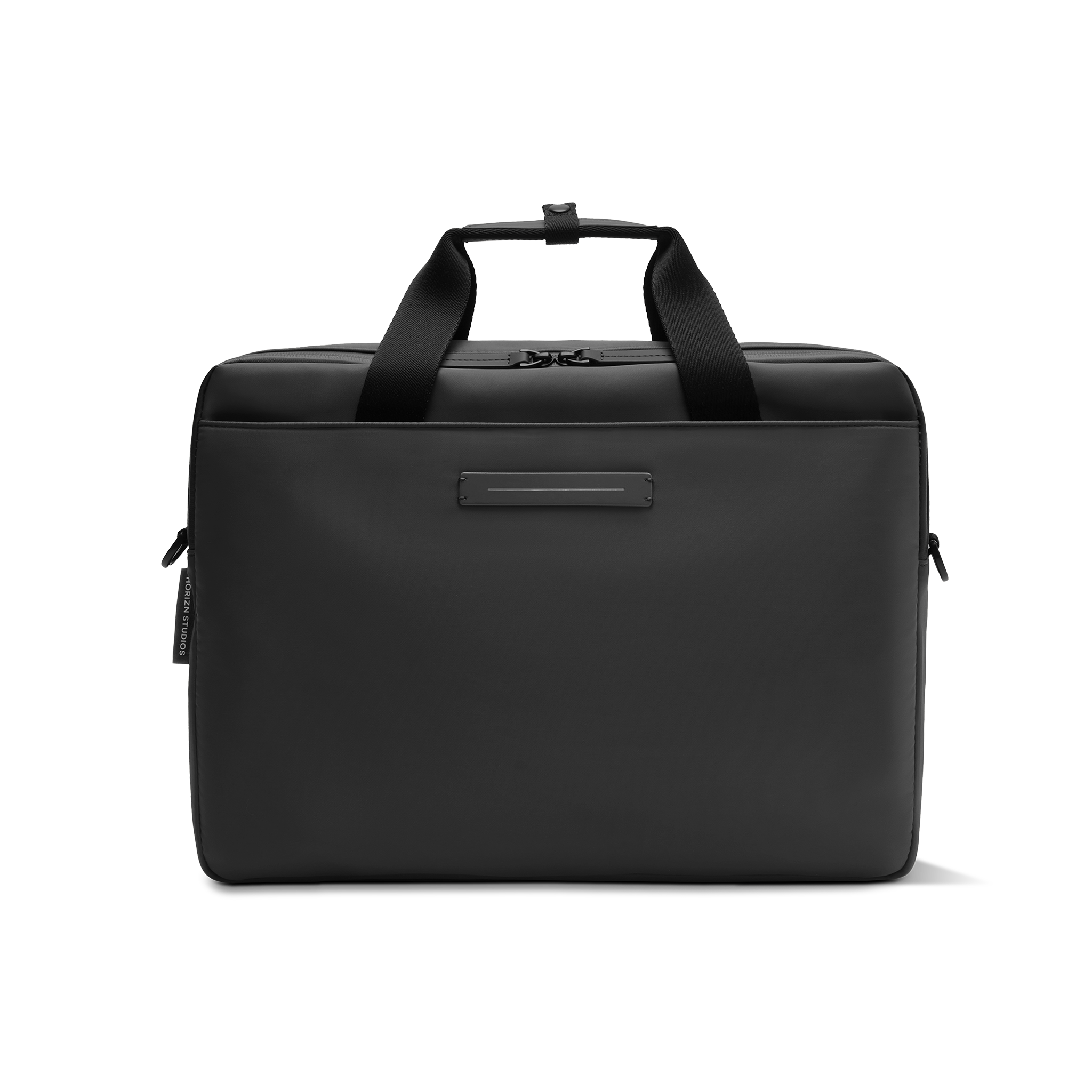 horizn-studios-gion-briefcase-all-black-wasserabweisende-aktentasche-aus-recycel image 1