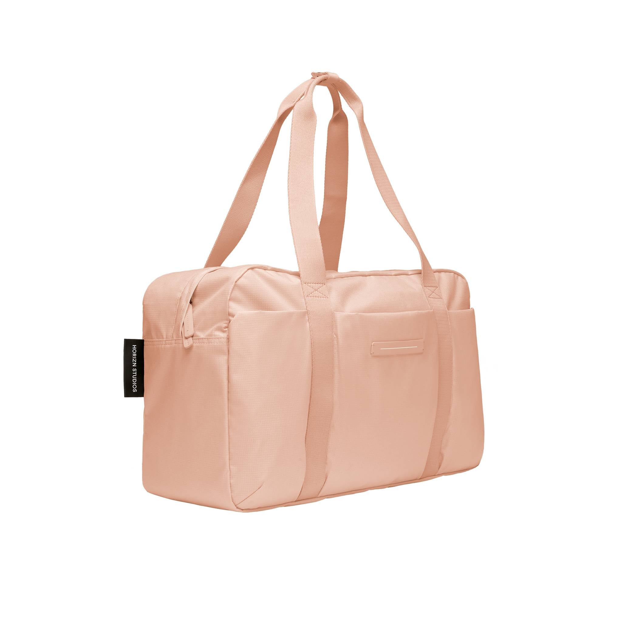 horizn-studios-shibuya-weekender-m-reisetasche-in-sand-rose-aus-rpet-ripstop image 2
