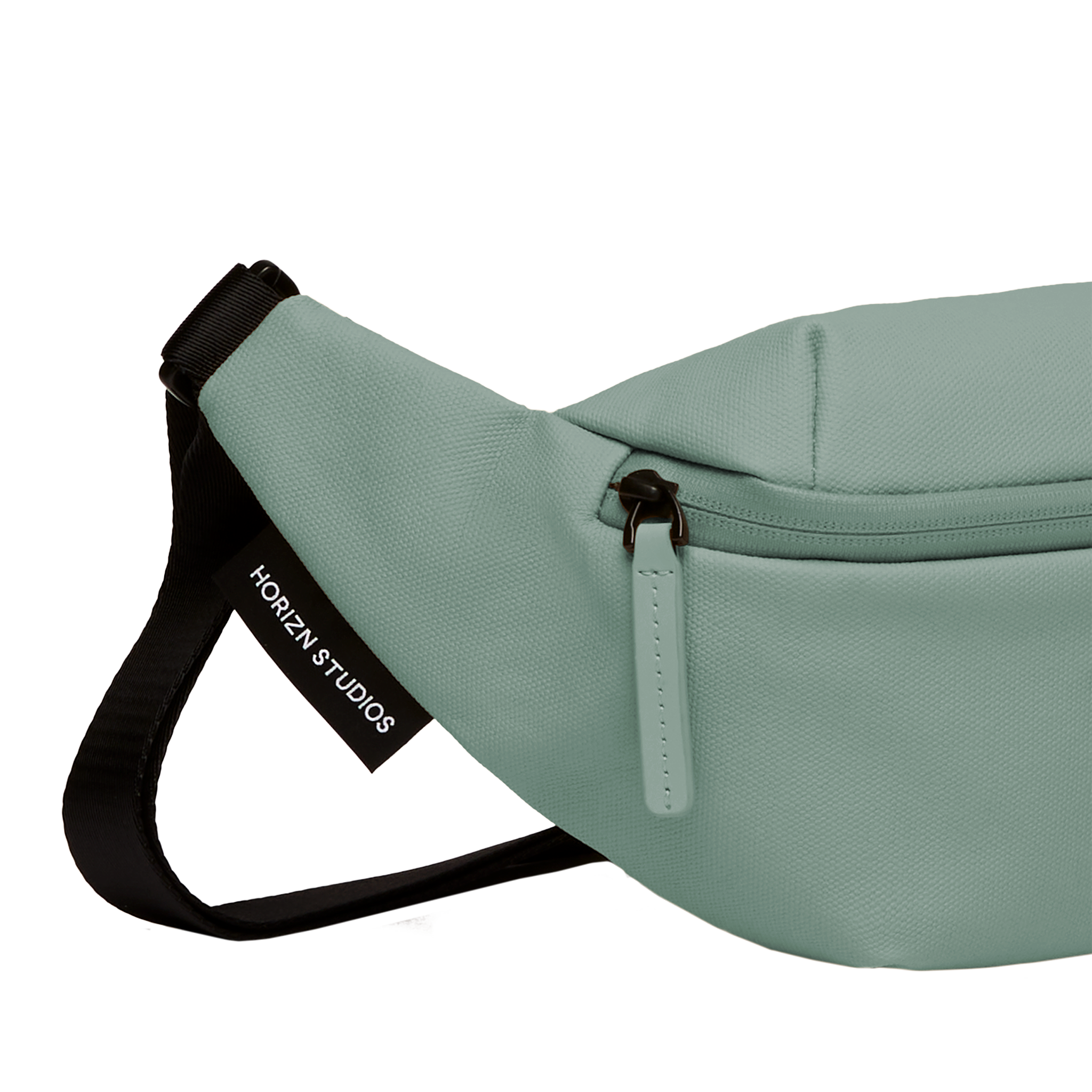 horizn-studios-sofo-cross-body-bag-in-marine-green-recycelte-wasserabweisende-ba image 5