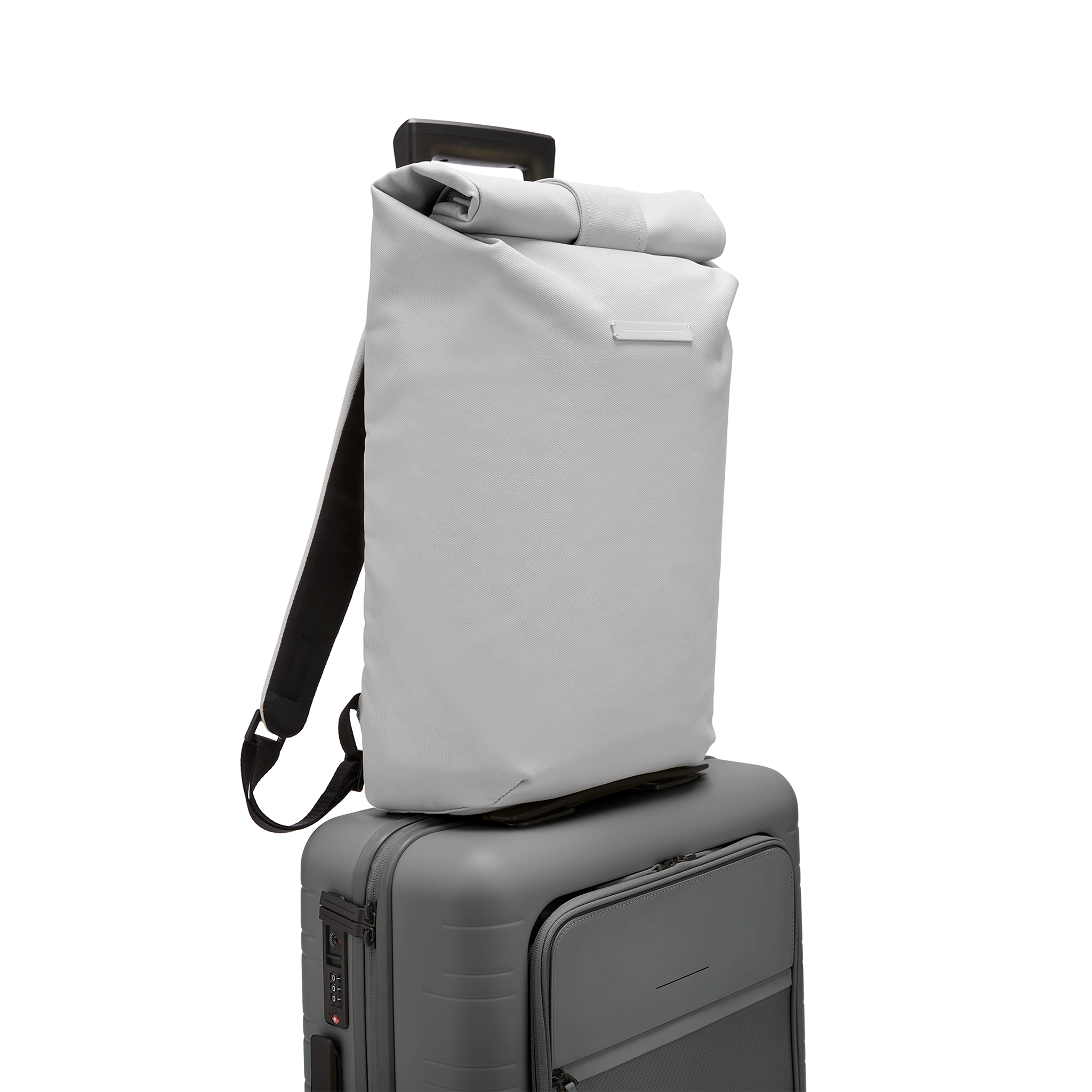 horizn-studios-sofo-rolltop-rucksack-light-quartz-grey-recycled-cotton-canvas image 8