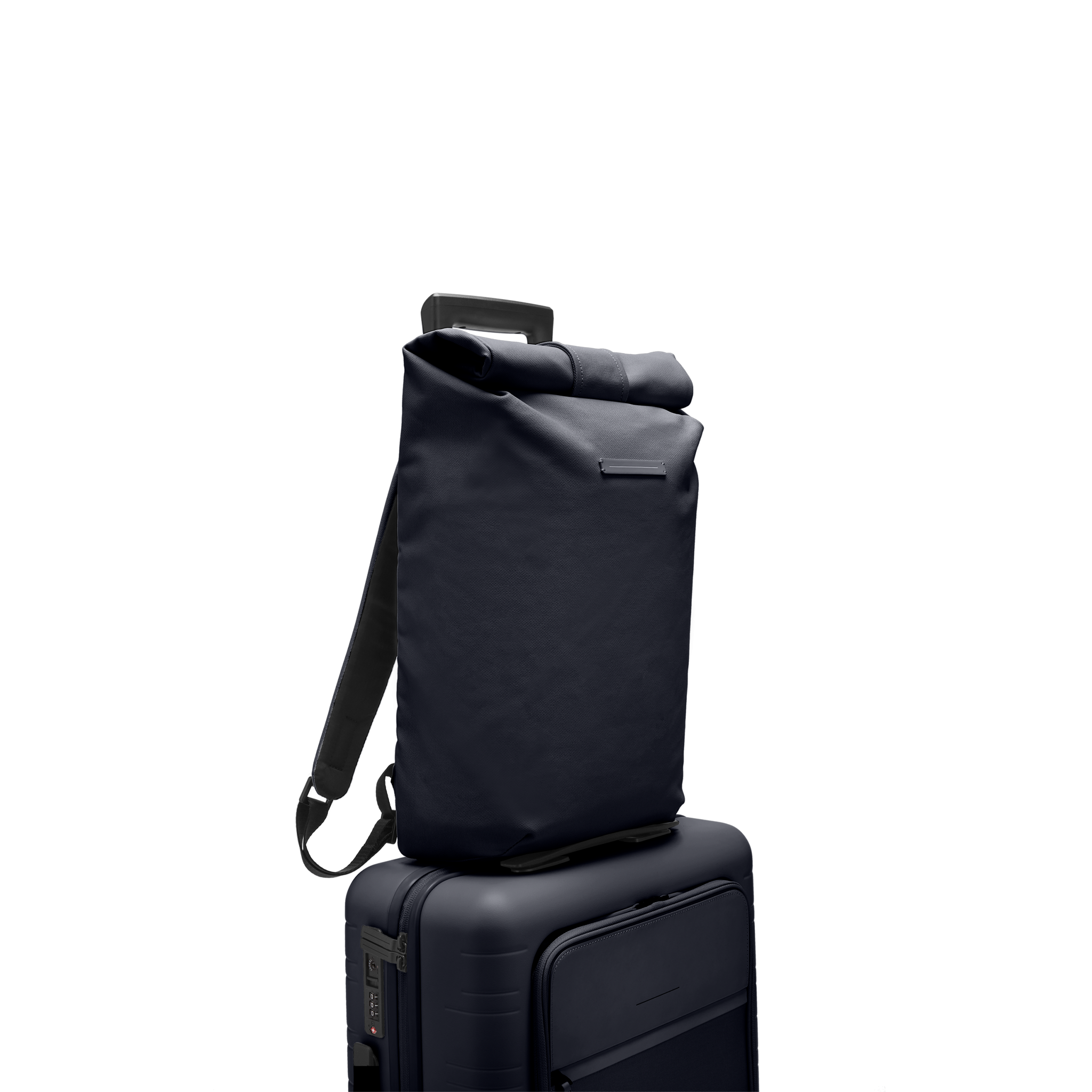 horizn-studios-sofo-rolltop-rucksack-night-blue-gewachstes-canvas image 7